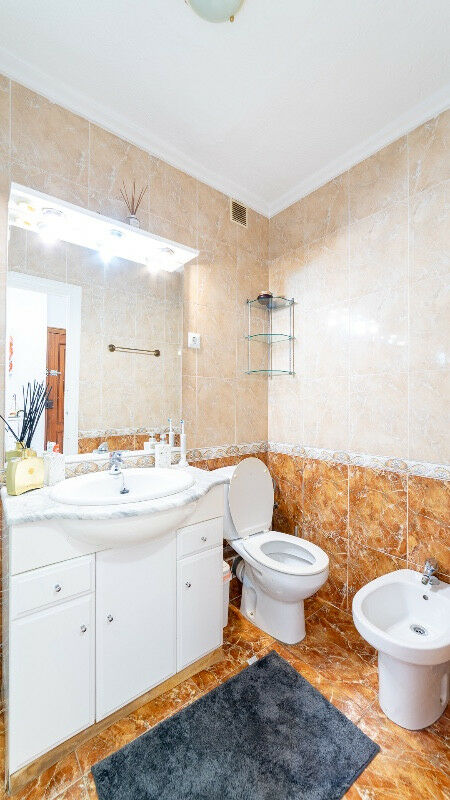 Middle Floor Apartment Punta Prima Alicante - image 9