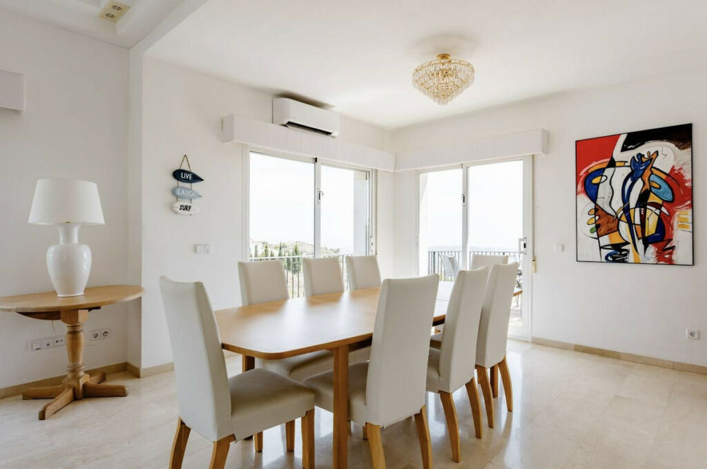 Detached Villa Valtocado Málaga - image 9