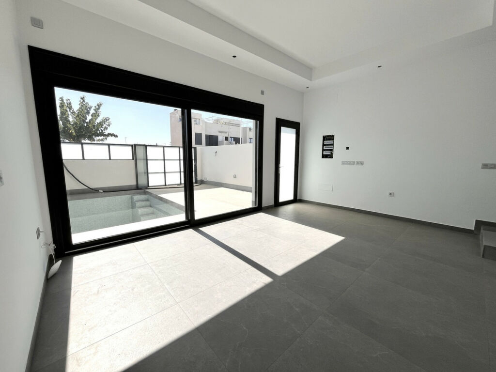 Detached Villa San Pedro del Pinatar Murcia - image 9