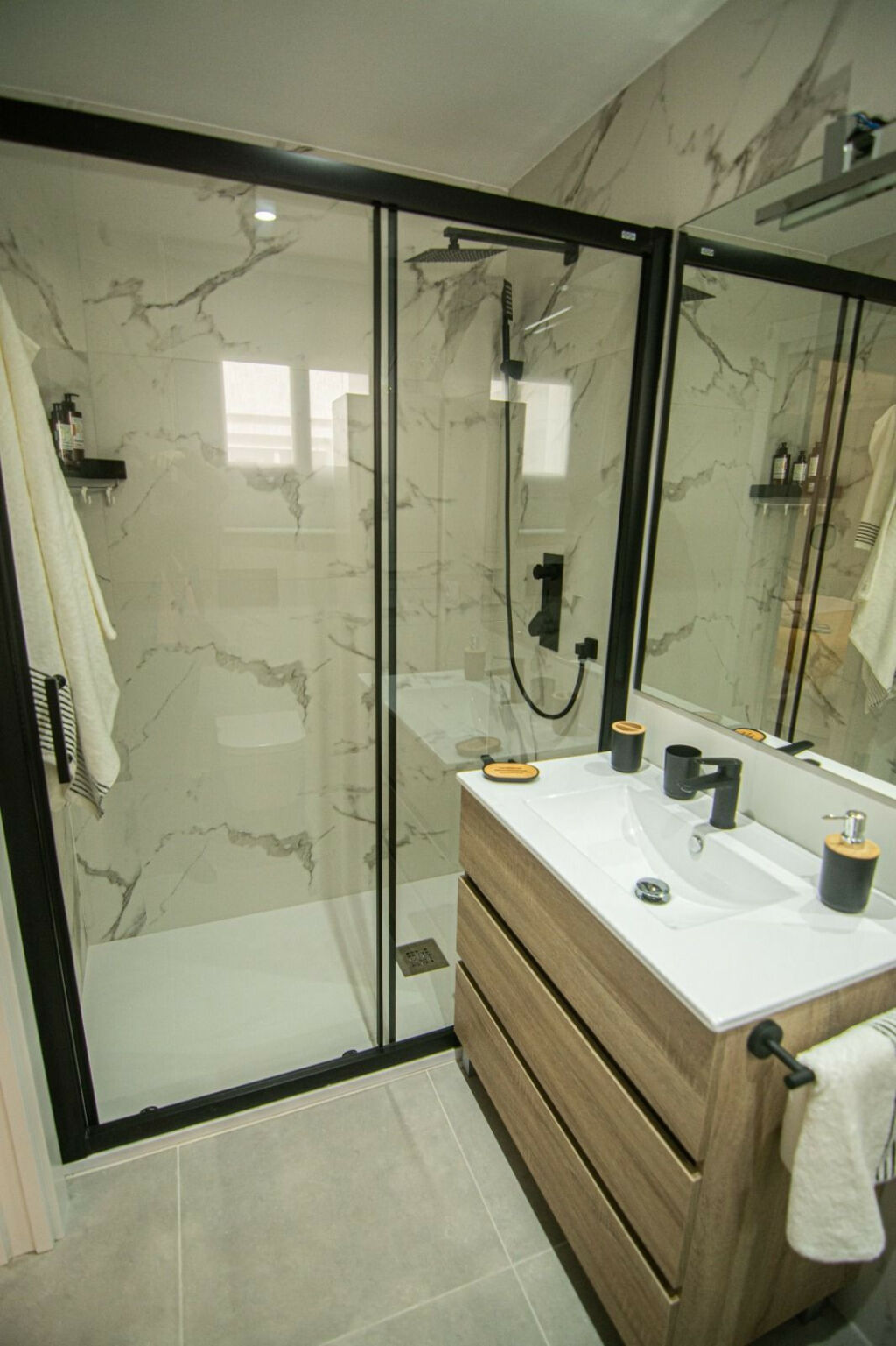 Top Floor Apartment Marbella Málaga - image 9