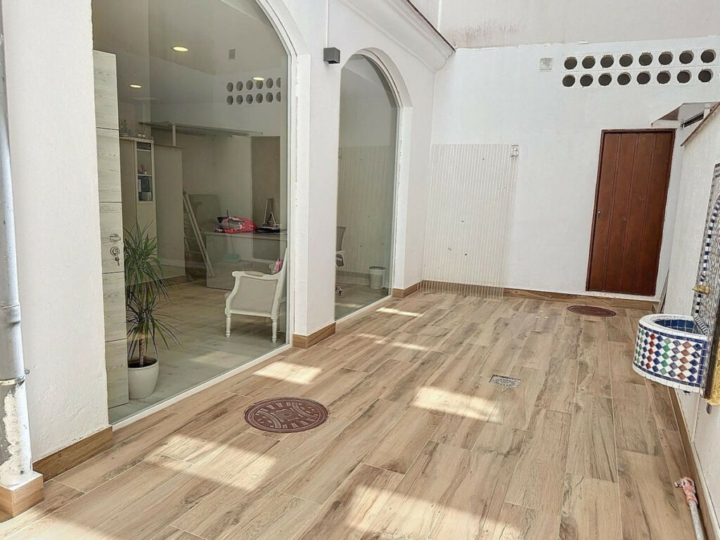 Office Estepona Málaga - image 9