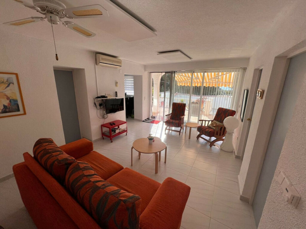 Detached Villa La Nucia Alicante - image 9