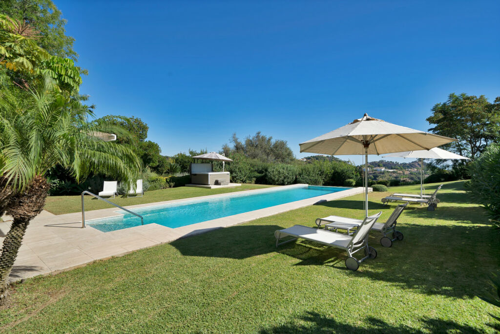 Detached Villa La Zagaleta Málaga - image 9