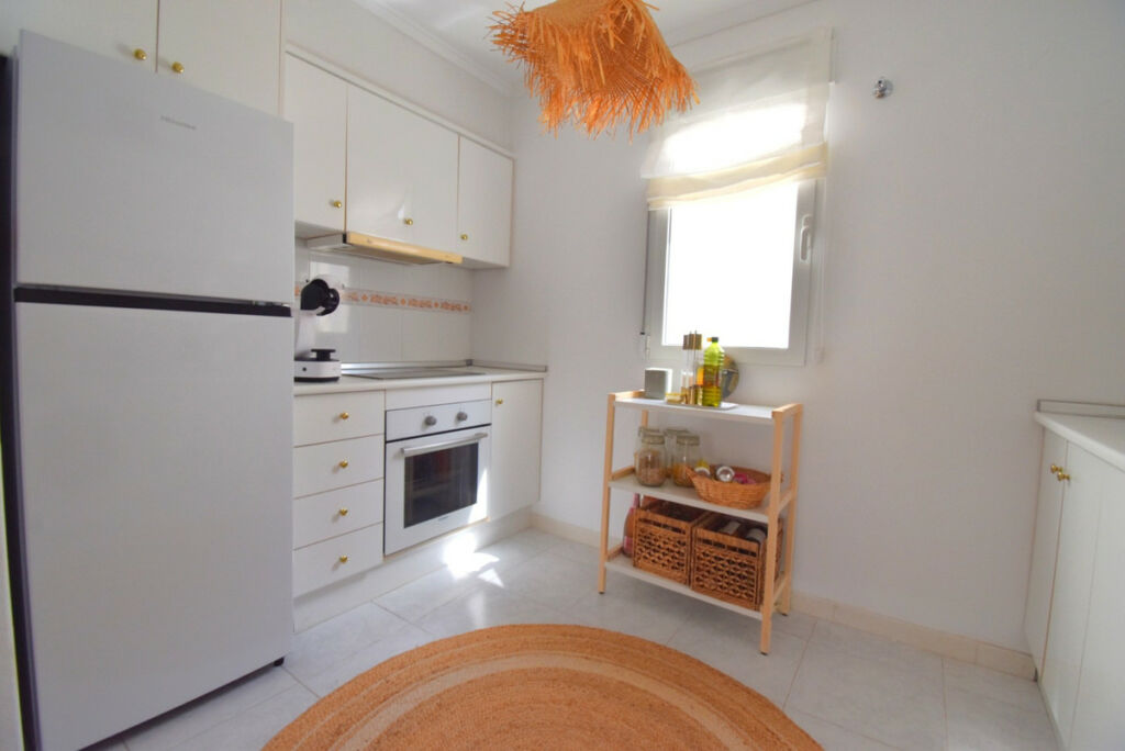 Ground Floor Apartment La Florida Alicante - image 9