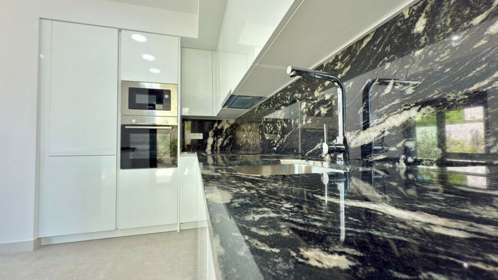 Detached Villa Muchamiel Alicante - image 9