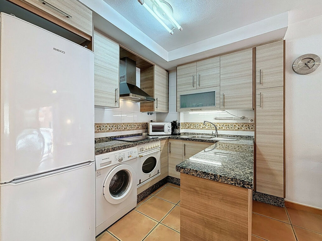 Middle Floor Apartment Torrox Málaga - image 9