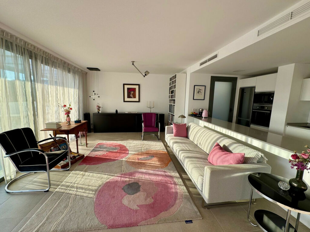 Penthouse Casares Málaga - image 9