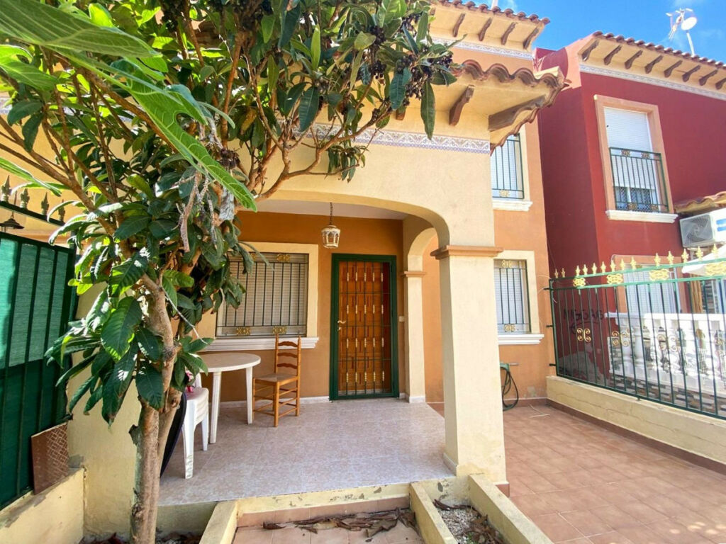 Townhouse La Siesta Alicante - image 9
