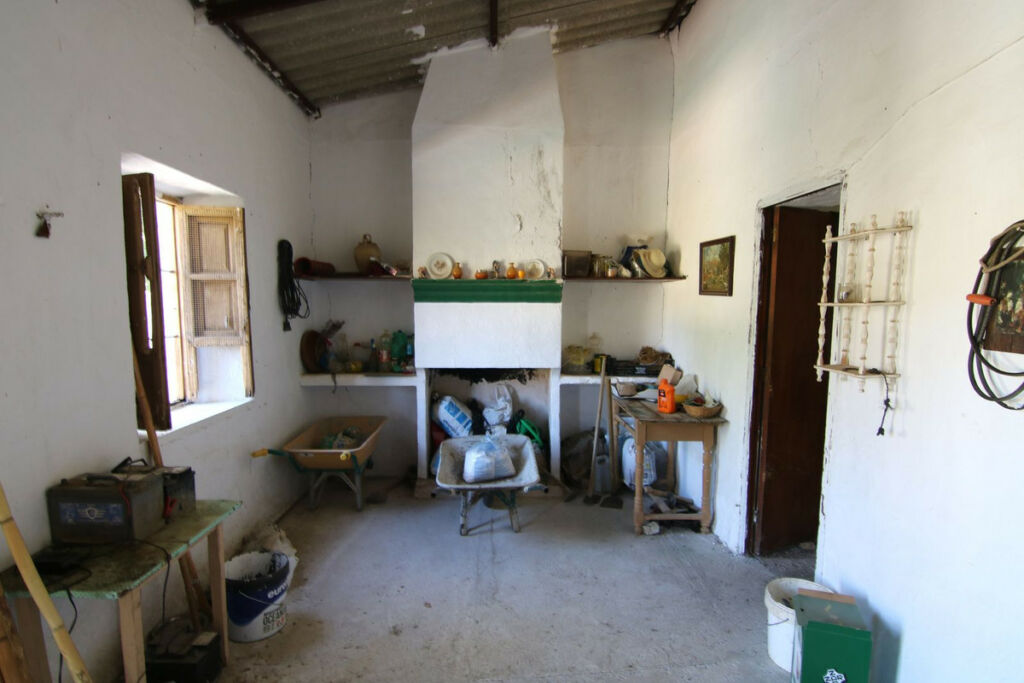 Finca - Cortijo Tolox Málaga - image 9