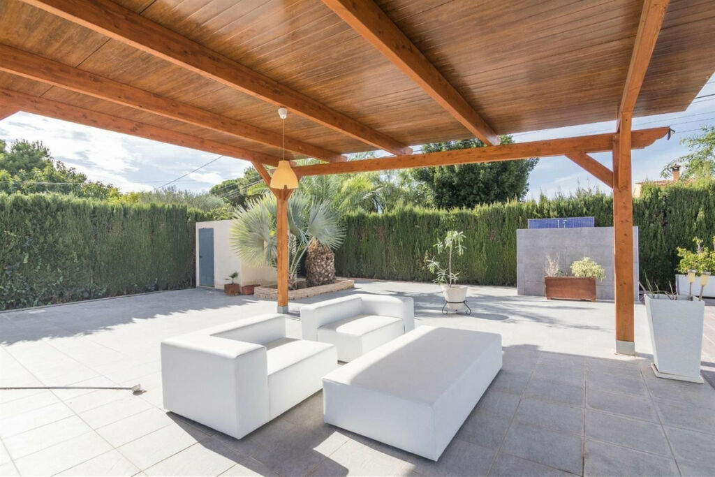 Detached Villa Elche Alicante - image 9