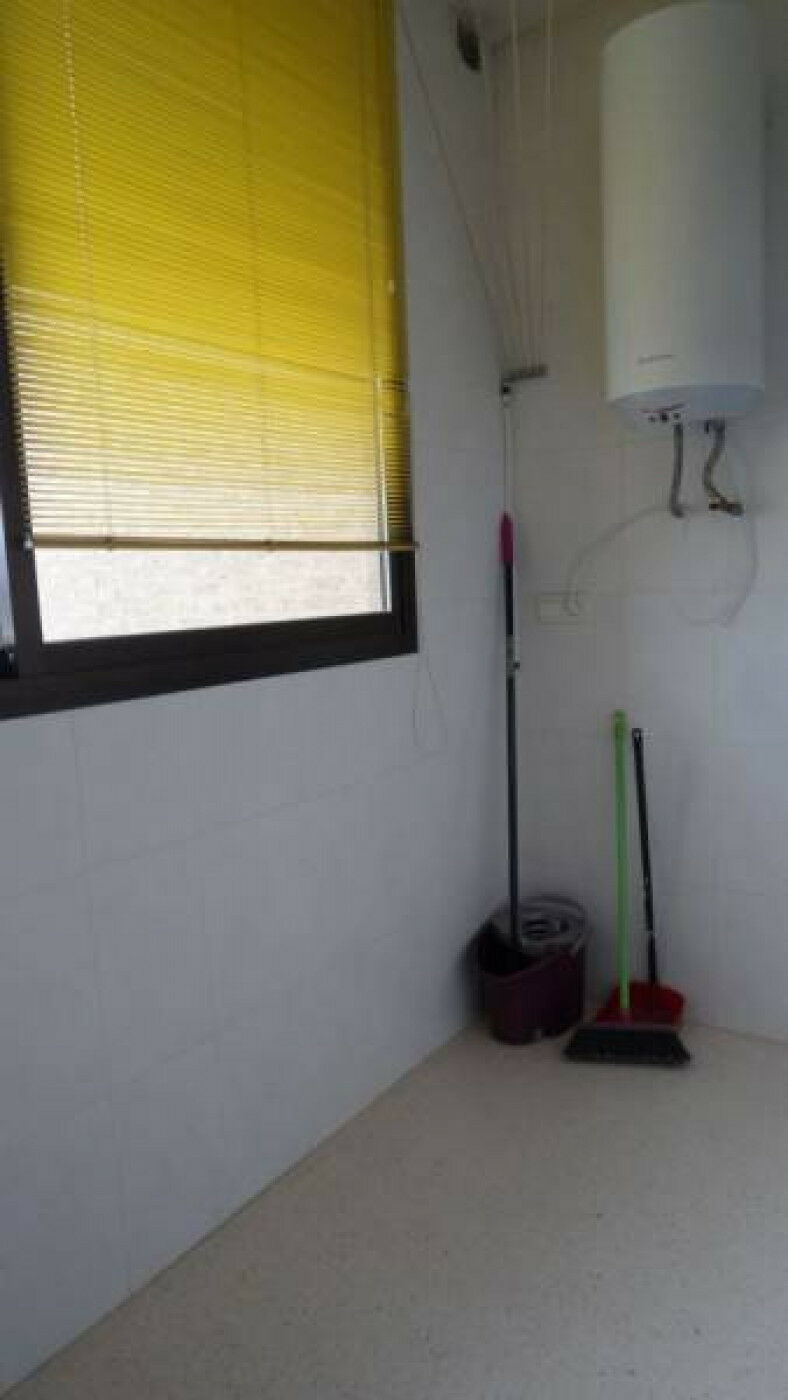 Middle Floor Apartment Benidorm Alicante - image 9