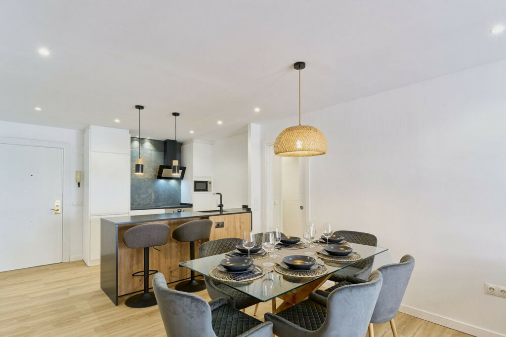 Middle Floor Apartment Fuengirola Málaga - image 9