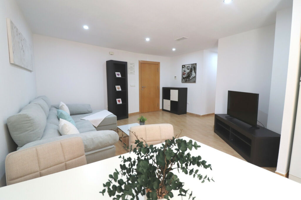 Penthouse Los Palacios Alicante - image 9