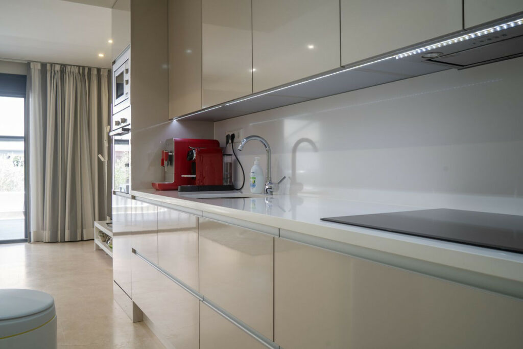 Ground Floor Apartment Selwo Málaga - image 9