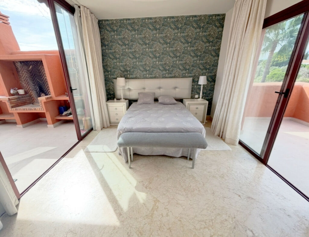 Penthouse Marbella Málaga - image 9