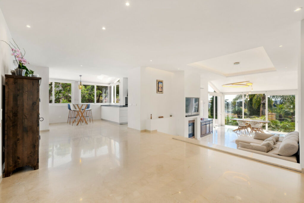 Detached Villa Mijas Golf Málaga - image 8