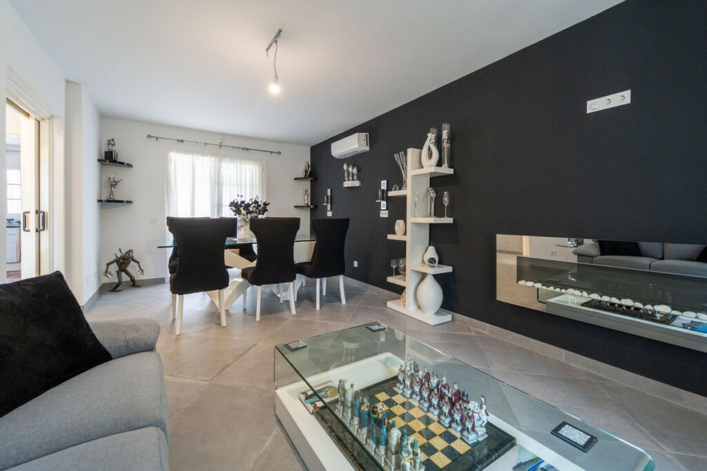 Detached Villa Fuengirola Málaga - image 9