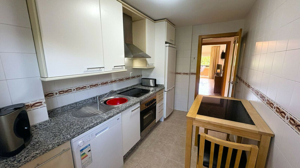 Ground Floor Apartment Casares Playa Málaga - image 9