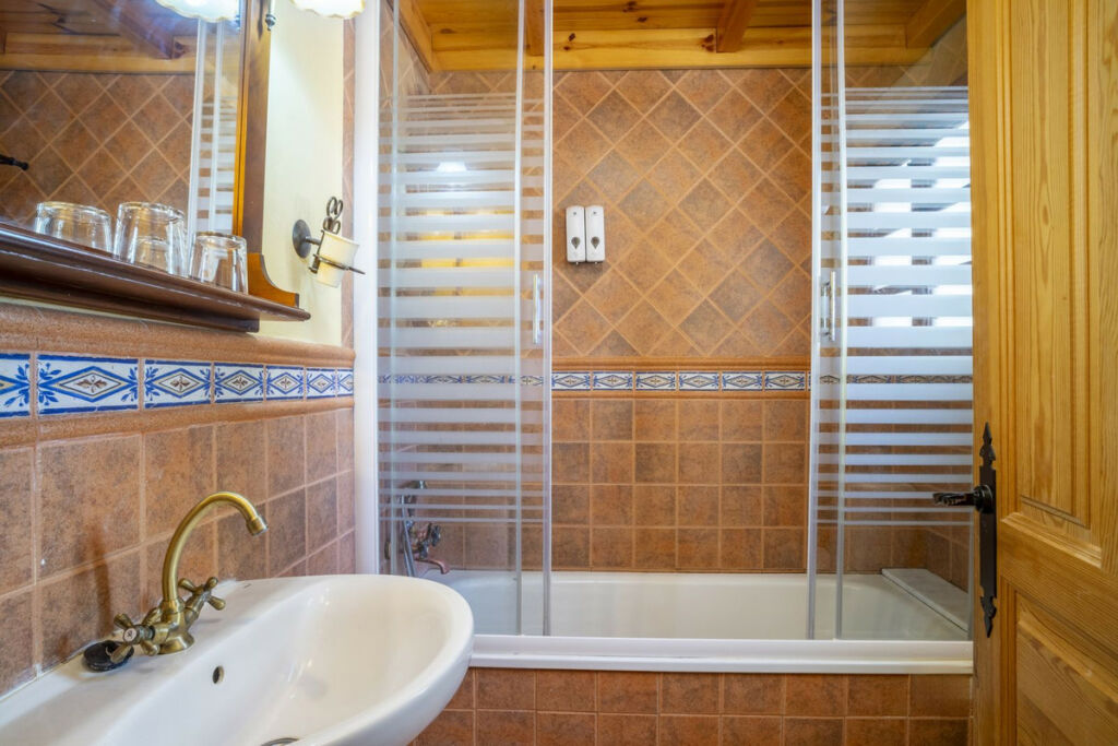 Hotel Benaoján Málaga - image 9