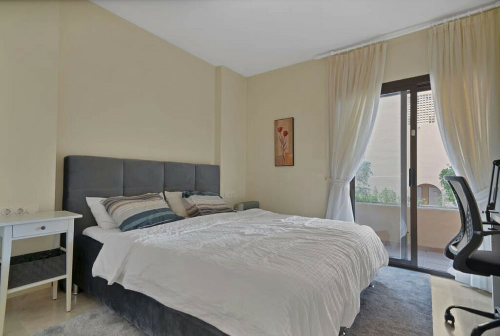 Ground Floor Apartment San Luis de Sabinillas Málaga - image 9