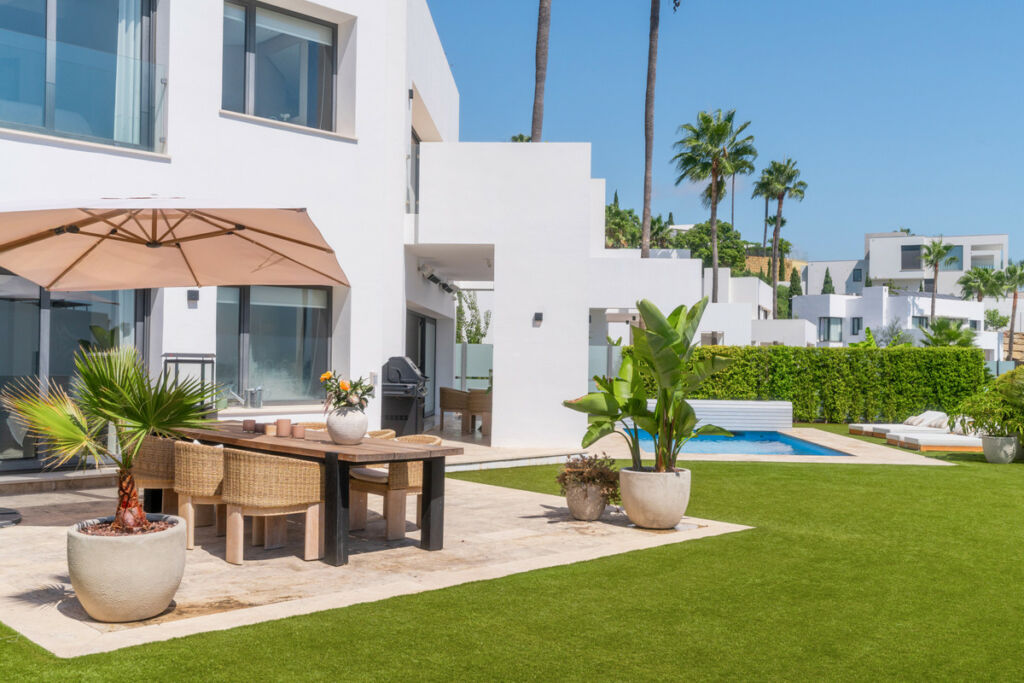 Detached Villa Benahavís Málaga - image 9