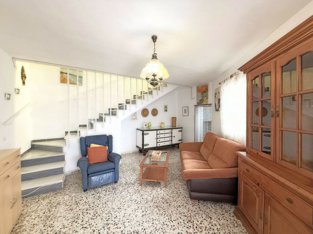 Townhouse Manilva Málaga - image 9