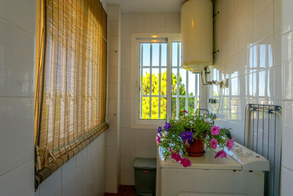 Middle Floor Apartment Orihuela Costa Alicante - image 9