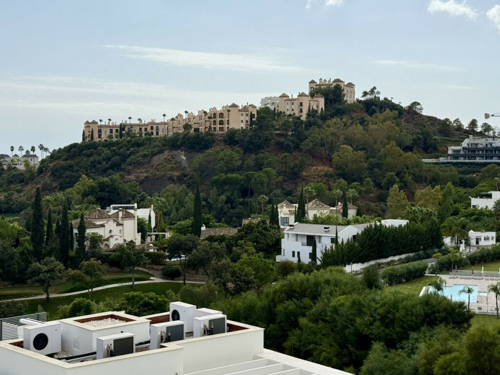 Penthouse Duplex La Quinta Málaga - image 9