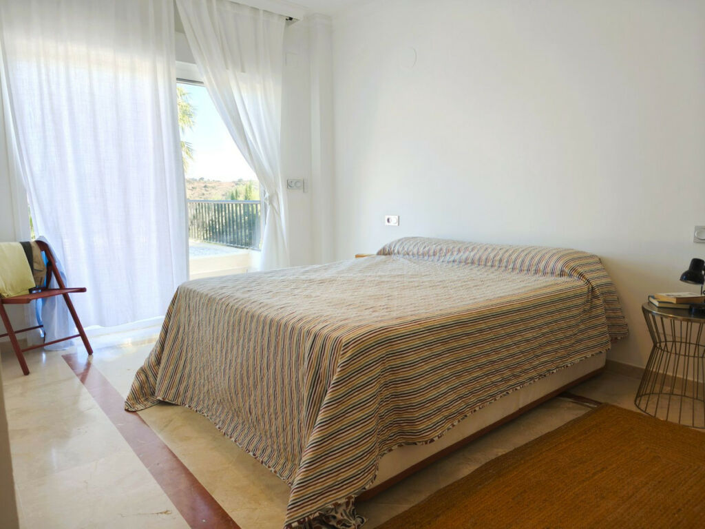 Middle Floor Apartment San Roque Club Cádiz - image 9