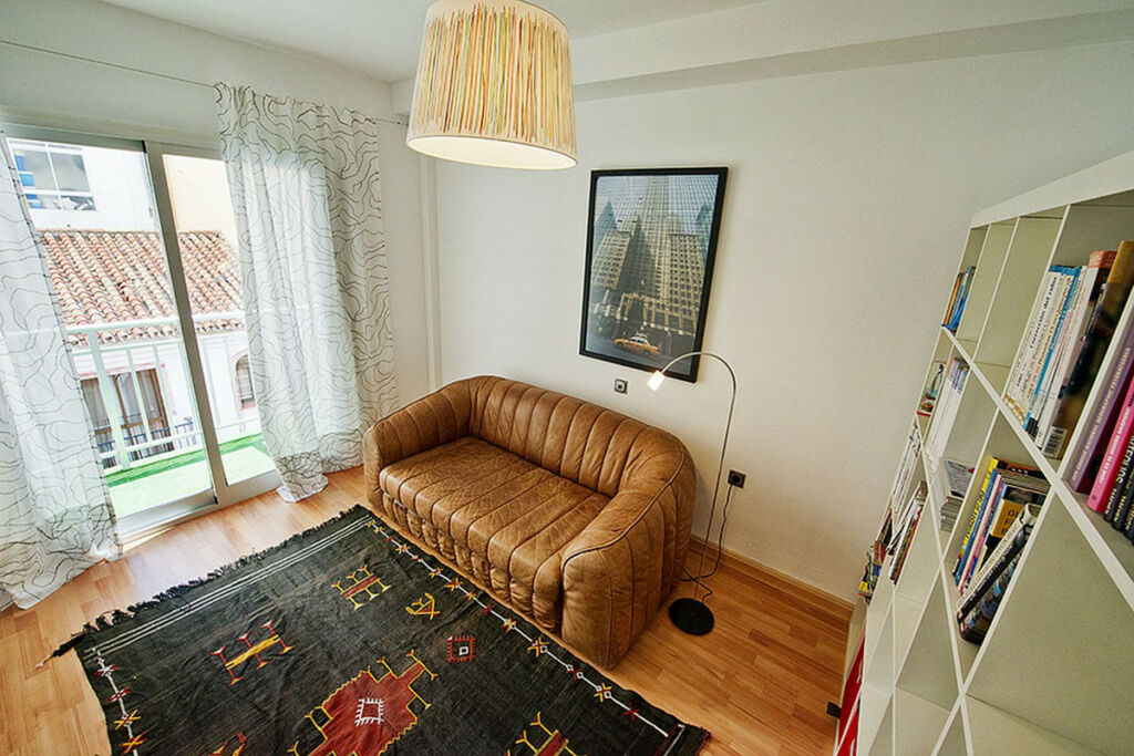 Top Floor Apartment Fuengirola Málaga - image 9