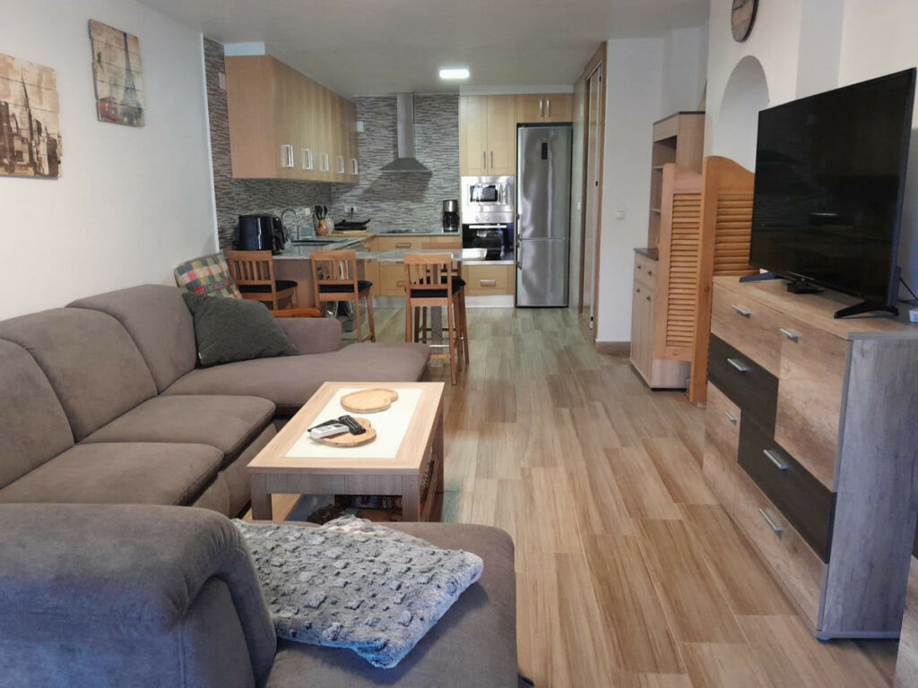 Middle Floor Apartment Campoamor Alicante - image 9
