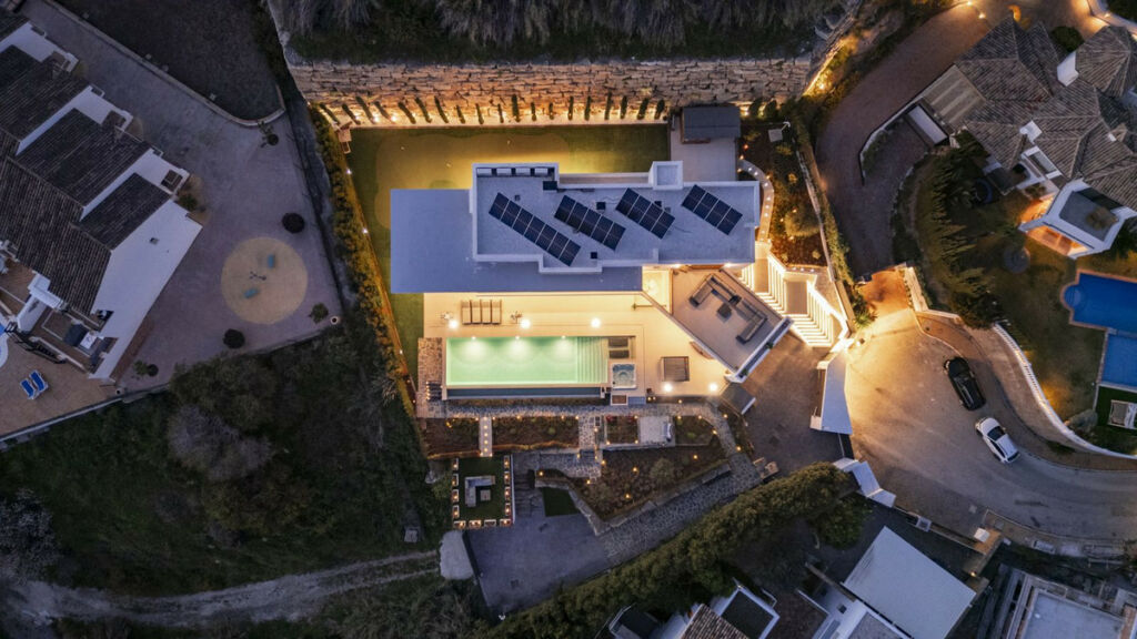Detached Villa Benahavís Málaga - image 97